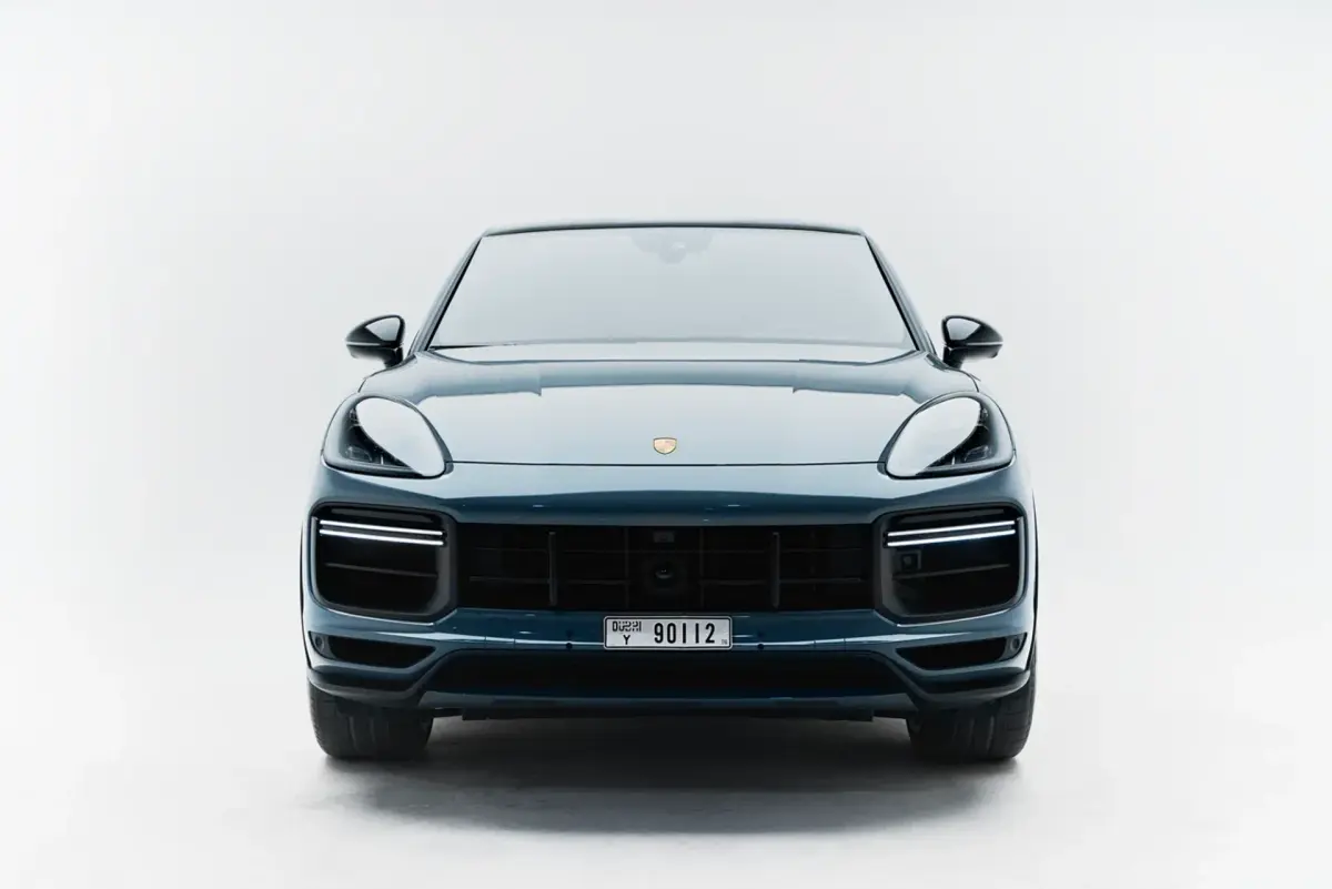 https://driveme-uae-kings.s3.me-central-1.amazonaws.com/media/images/cars/kings-uae-car-bcb2bcf1-6a6e-4daf-91a9-bb923649fe28.webp