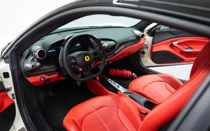 https://driveme-uae-kings.s3.me-central-1.amazonaws.com/media/images/cars/kings-uae-car-bd8fcc45-77d9-48b4-a0cf-46f0f5439060_preview.webp