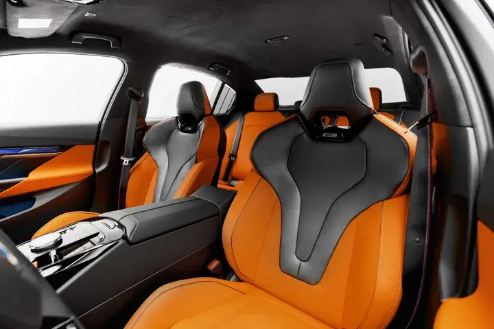https://driveme-uae-kings.s3.me-central-1.amazonaws.com/media/images/cars/kings-uae-car-beb441f6-a5e5-42a5-8417-7385a47476eb_preview.webp