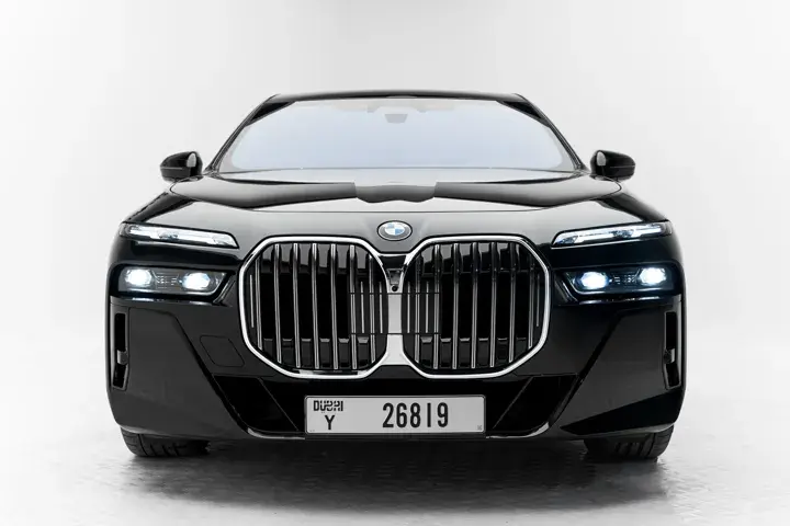 https://driveme-uae-kings.s3.me-central-1.amazonaws.com/media/images/cars/kings-uae-car-c34a51ed-4ad6-4644-9f0b-aa12037a39ab_preview.webp