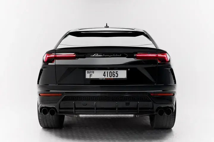 https://driveme-uae-kings.s3.me-central-1.amazonaws.com/media/images/cars/kings-uae-car-c4234e89-6b4d-40a8-b658-596971c528ab_preview.webp