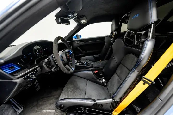 https://driveme-uae-kings.s3.me-central-1.amazonaws.com/media/images/cars/kings-uae-car-c5896659-3472-492e-a898-67c715810981_preview.webp