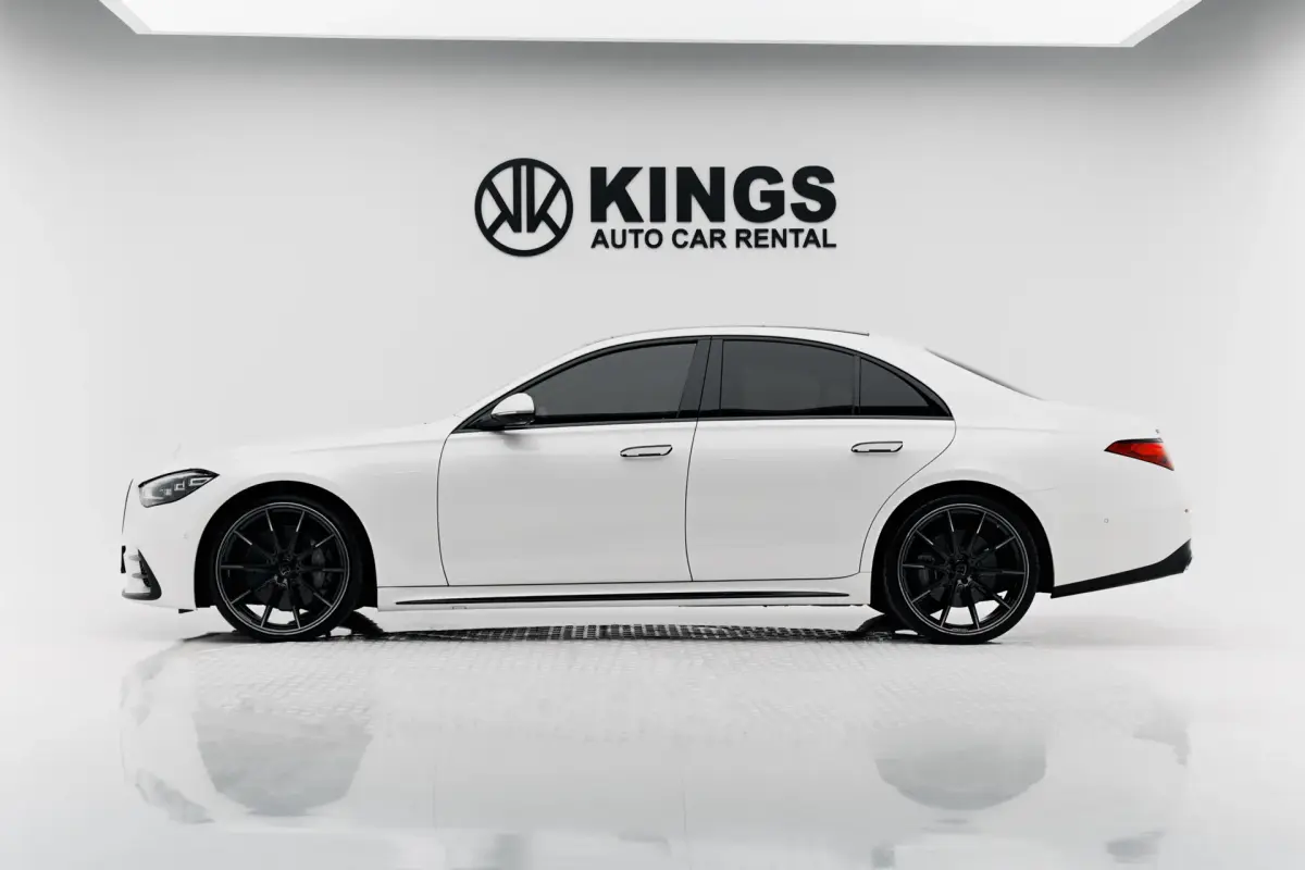 https://driveme-uae-kings.s3.me-central-1.amazonaws.com/media/images/cars/kings-uae-car-c7e3bed2-4ab1-4614-a595-88740df6ede9.webp