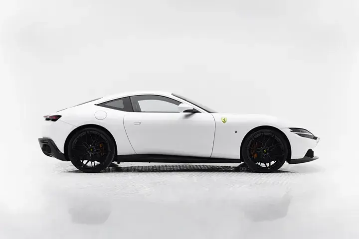 https://driveme-uae-kings.s3.me-central-1.amazonaws.com/media/images/cars/kings-uae-car-d03e9e25-bb54-4180-9a36-88763488fd4b_preview.webp