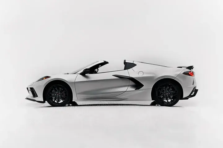 https://driveme-uae-kings.s3.me-central-1.amazonaws.com/media/images/cars/kings-uae-car-d62ae657-4c36-401c-b1d3-b45856791a86_preview.webp