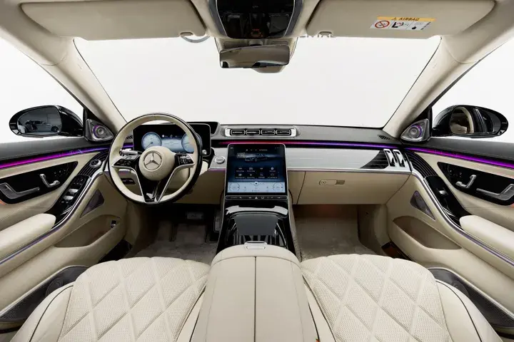 https://driveme-uae-kings.s3.me-central-1.amazonaws.com/media/images/cars/kings-uae-car-d79dd397-34ed-4fea-a1e4-9e38529106e8_preview.webp