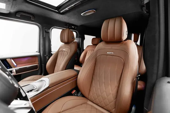 https://driveme-uae-kings.s3.me-central-1.amazonaws.com/media/images/cars/kings-uae-car-d7ab8ba1-072e-407e-ad76-d8d40d503fab_preview.webp