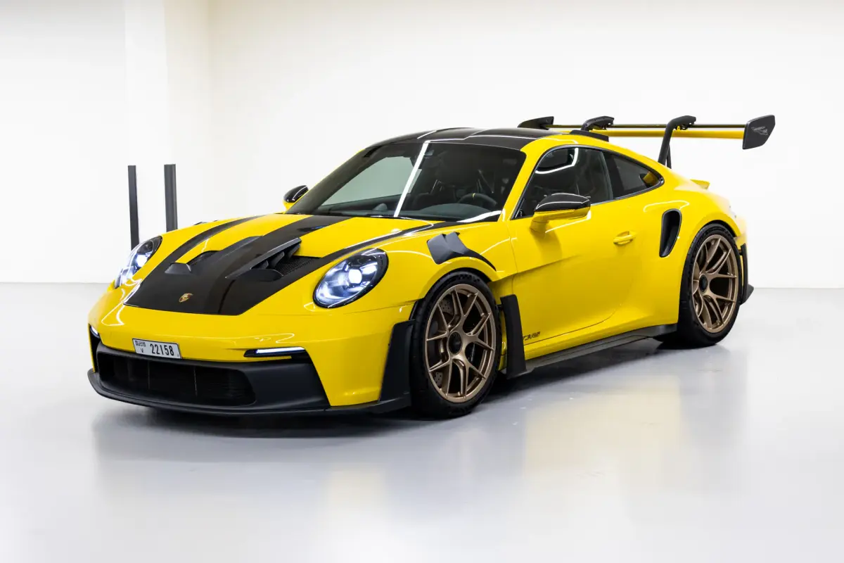 https://driveme-uae-kings.s3.me-central-1.amazonaws.com/media/images/cars/kings-uae-car-d851bdea-12f8-436c-9c73-f0dc077963fd.webp