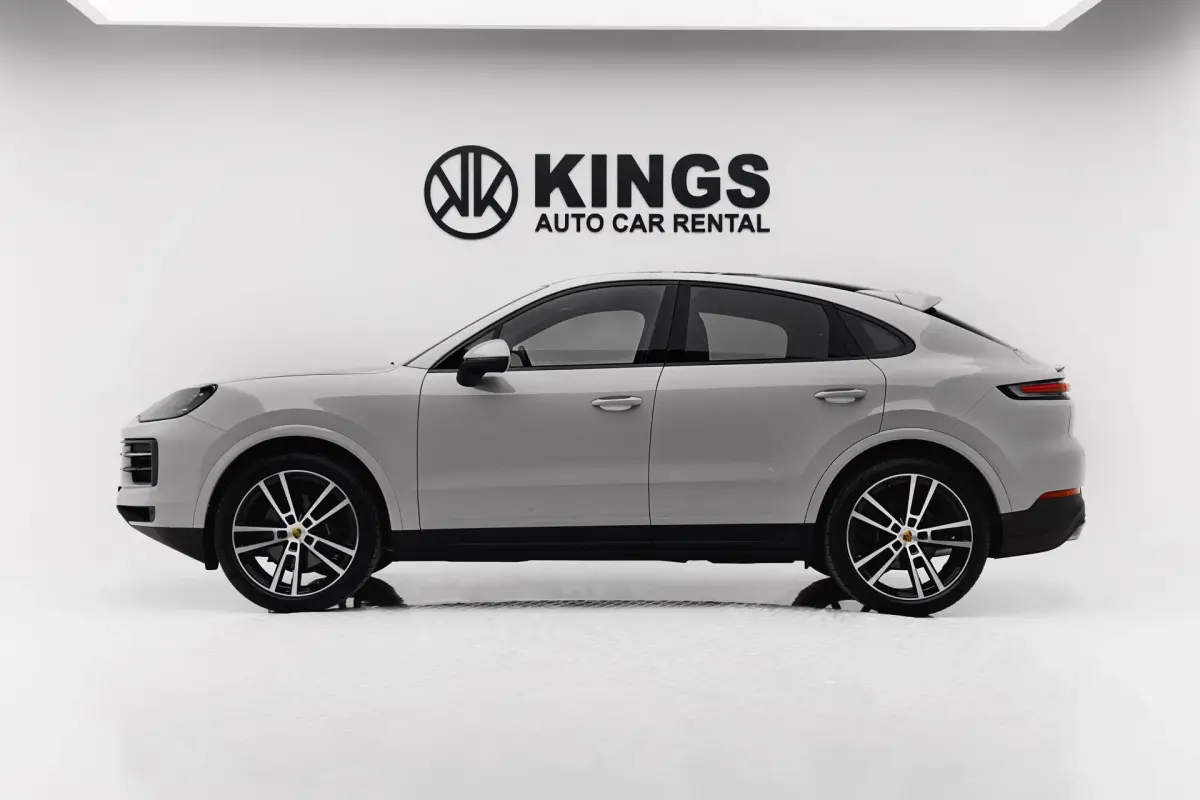 https://driveme-uae-kings.s3.me-central-1.amazonaws.com/media/images/cars/kings-uae-car-dfaa1978-69dd-47f6-957d-810c603793e6.webp