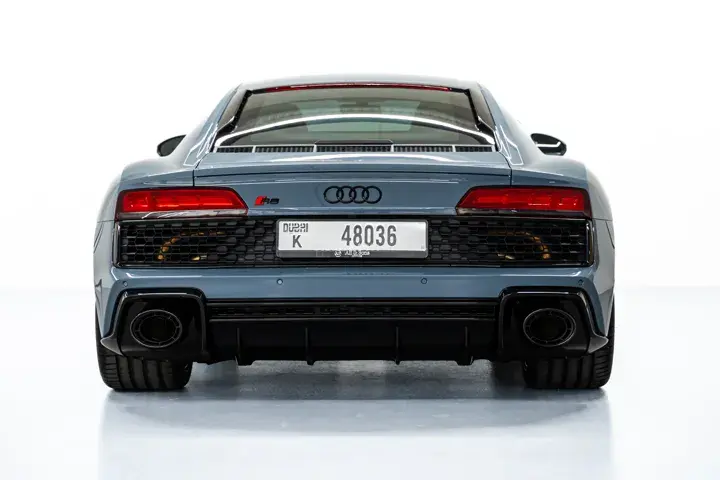 https://driveme-uae-kings.s3.me-central-1.amazonaws.com/media/images/cars/kings-uae-car-e0b2e2f0-d9e3-42ae-be72-cfc291fd10e8_preview.webp