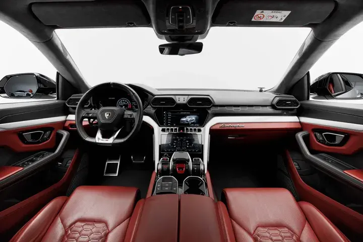 https://driveme-uae-kings.s3.me-central-1.amazonaws.com/media/images/cars/kings-uae-car-e3d533bb-3cd8-495c-be3f-eeb1685a14d0_preview.webp