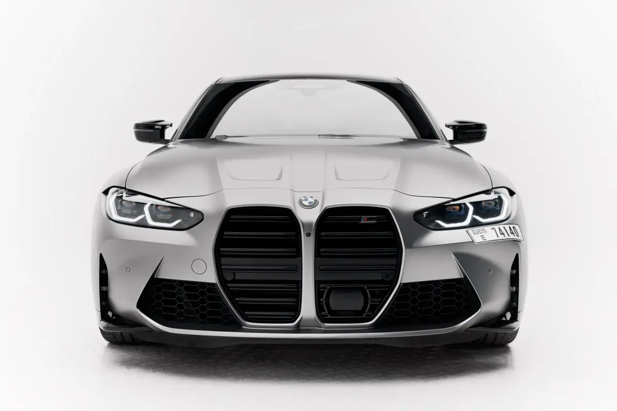 https://driveme-uae-kings.s3.me-central-1.amazonaws.com/media/images/cars/kings-uae-car-eb85bc6d-529e-4f3f-b594-3c0265695a08.webp