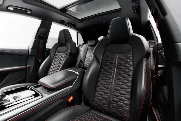 https://driveme-uae-kings.s3.me-central-1.amazonaws.com/media/images/cars/kings-uae-car-f1799478-d5ad-4a90-b267-6a0f6182aa00_preview.webp