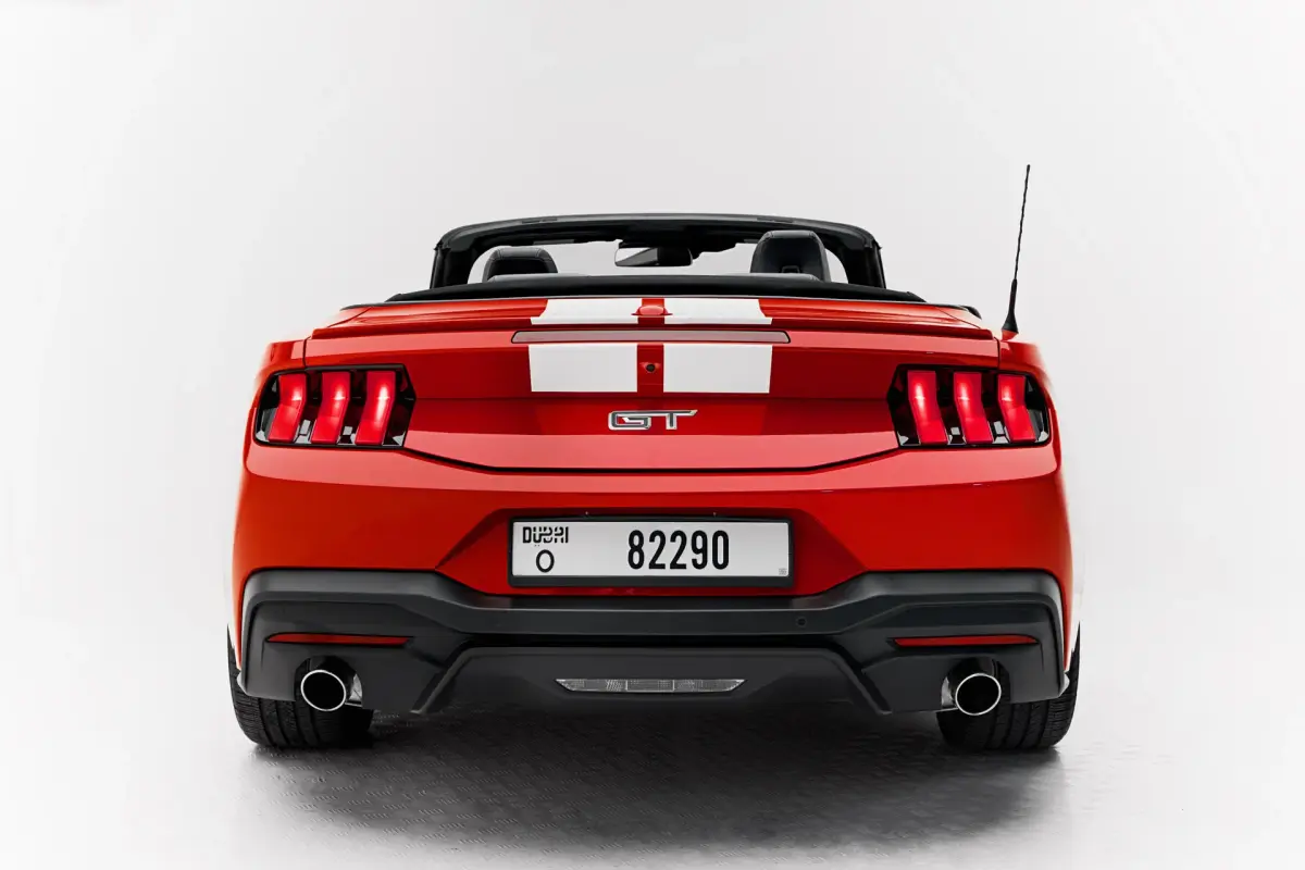 https://driveme-uae-kings.s3.me-central-1.amazonaws.com/media/images/cars/kings-uae-car-f59ba826-9e44-4a9d-9362-a9a1df774c40.webp