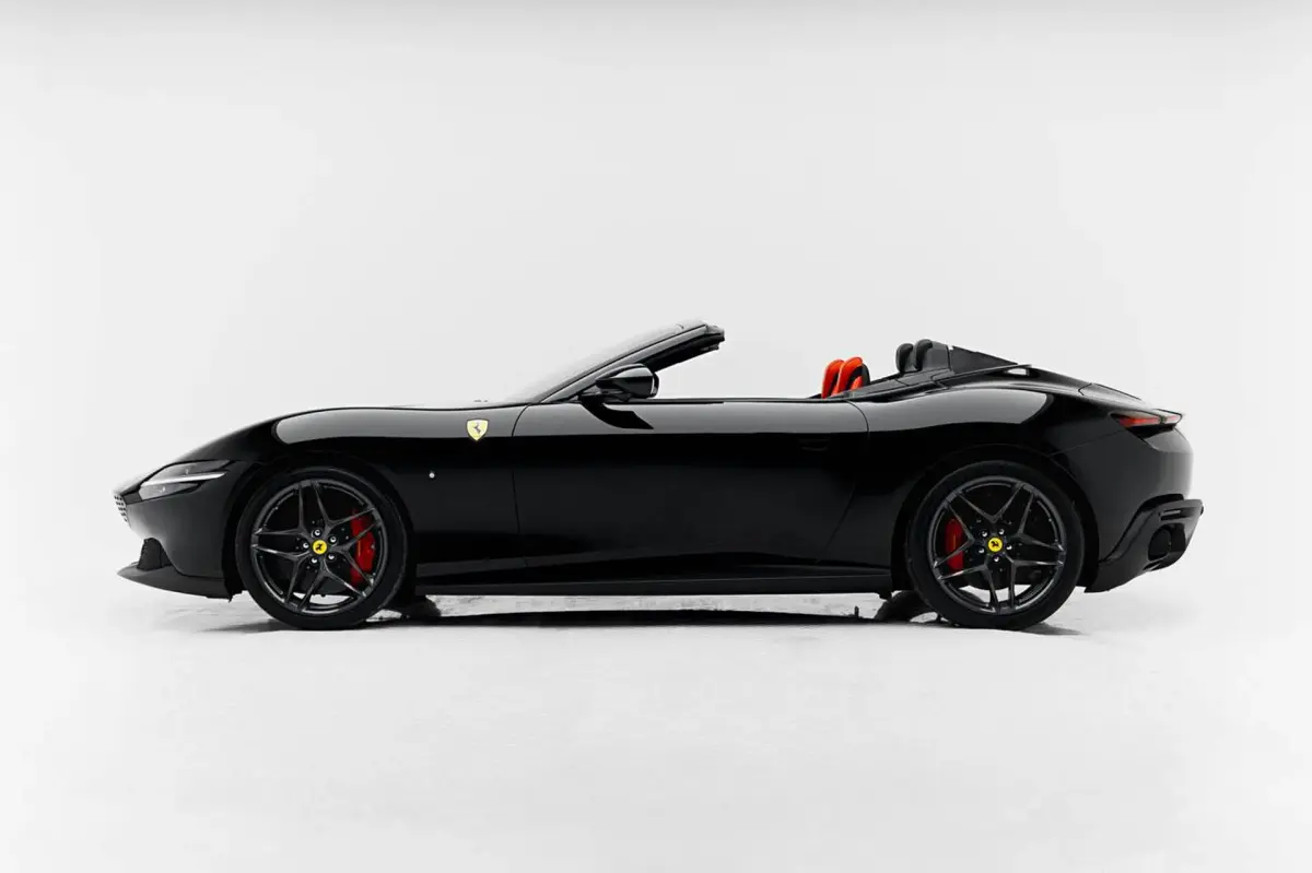 https://driveme-uae-kings.s3.me-central-1.amazonaws.com/media/images/cars/kings-uae-car-f7548fa2-9499-4d82-ba0a-ee24d3c6bb5f.webp
