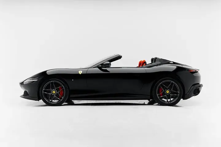 https://driveme-uae-kings.s3.me-central-1.amazonaws.com/media/images/cars/kings-uae-car-f7548fa2-9499-4d82-ba0a-ee24d3c6bb5f_preview.webp