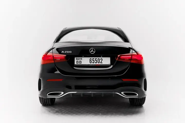 https://driveme-uae-kings.s3.me-central-1.amazonaws.com/media/images/cars/kings-uae-car-f817b6f5-2cdb-42b2-bc7b-d0509df37217_preview.webp