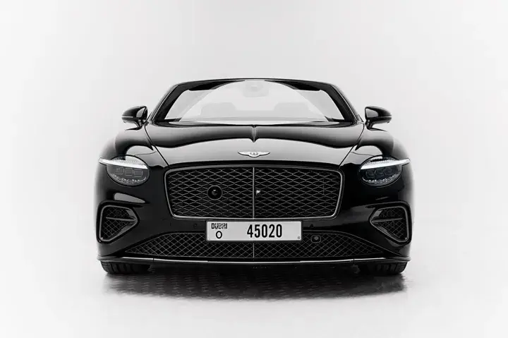 https://driveme-uae-kings.s3.me-central-1.amazonaws.com/media/images/cars/kings-uae-car-fac30205-6454-4cc0-ab12-747e8b3f40ba_preview.webp
