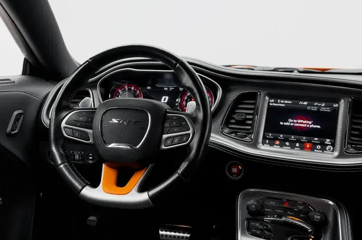 https://driveme-uae-kings.s3.me-central-1.amazonaws.com/media/images/vehicles/kings-uae-vehicle-0b2736f2-696f-42ed-9cbc-8a3d6496b3df_preview.webp