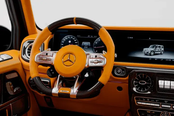 https://driveme-uae-kings.s3.me-central-1.amazonaws.com/media/images/vehicles/kings-uae-vehicle-11633d3d-2338-46de-ae0a-cfeda1cb238a_preview.webp