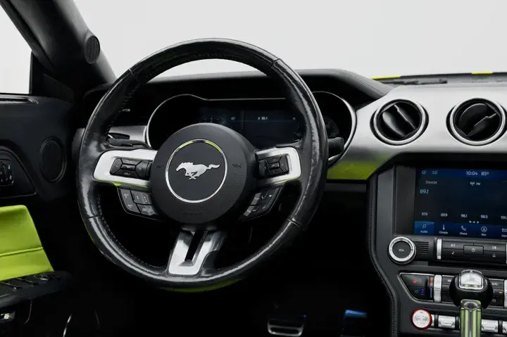 https://driveme-uae-kings.s3.me-central-1.amazonaws.com/media/images/vehicles/kings-uae-vehicle-1bc2c7b6-038b-4189-8b62-73013431879c_preview.webp
