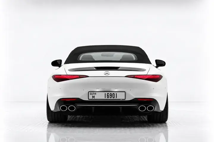 https://driveme-uae-kings.s3.me-central-1.amazonaws.com/media/images/vehicles/kings-uae-vehicle-1c913591-1a5b-4246-ac1e-4833f3e3f711_preview.webp