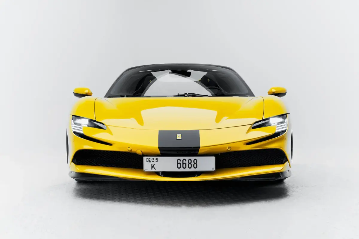 https://driveme-uae-kings.s3.me-central-1.amazonaws.com/media/images/vehicles/kings-uae-vehicle-1ea73610-fb4f-4535-8668-32a4e779f9b7.webp