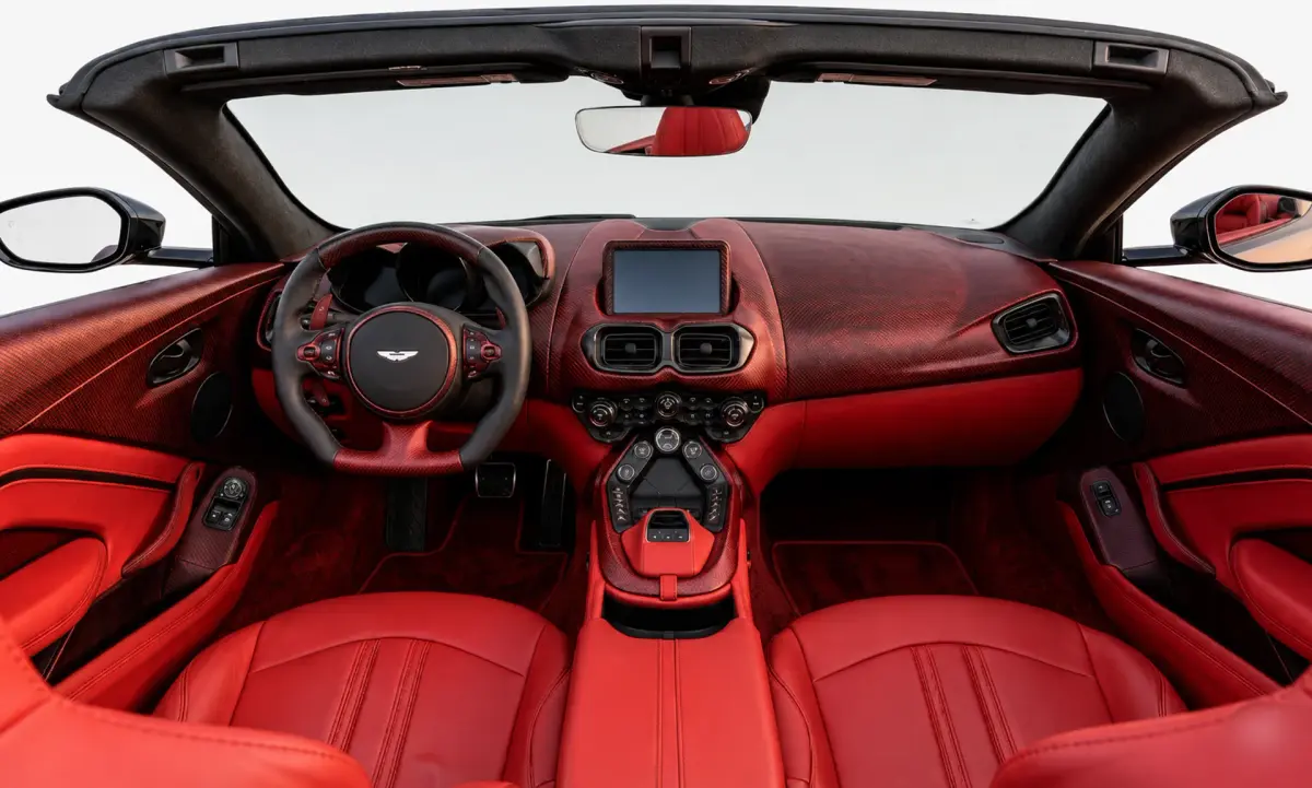 https://driveme-uae-kings.s3.me-central-1.amazonaws.com/media/images/vehicles/kings-uae-vehicle-1f2b5b1d-4054-4ba9-bc3c-302babca9184.webp