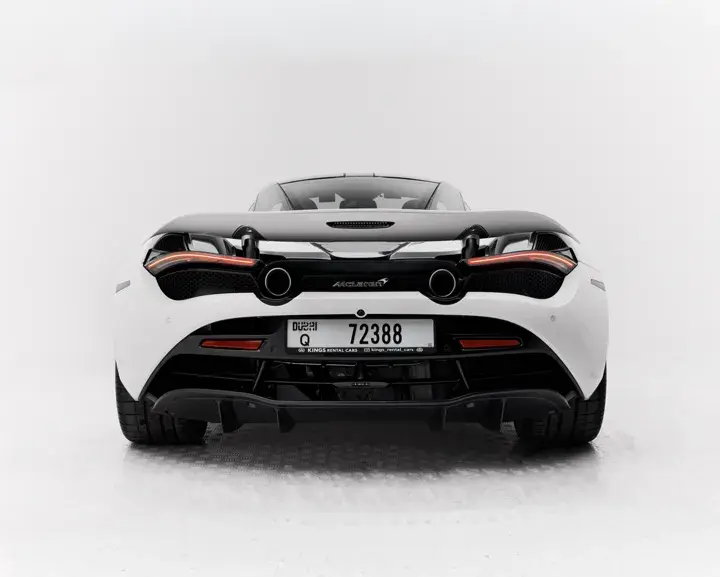 https://driveme-uae-kings.s3.me-central-1.amazonaws.com/media/images/vehicles/kings-uae-vehicle-5dbe4047-eb7e-454f-a92c-088b285a19e5_preview.webp