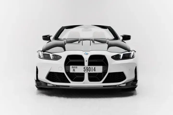 https://driveme-uae-kings.s3.me-central-1.amazonaws.com/media/images/vehicles/kings-uae-vehicle-60b4b43c-d054-4382-8779-277a74741553_preview.webp