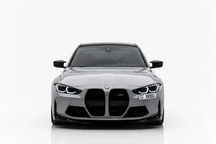 https://driveme-uae-kings.s3.me-central-1.amazonaws.com/media/images/vehicles/kings-uae-vehicle-710afe57-5a13-4dc8-9c30-c294ea20965b_preview.webp
