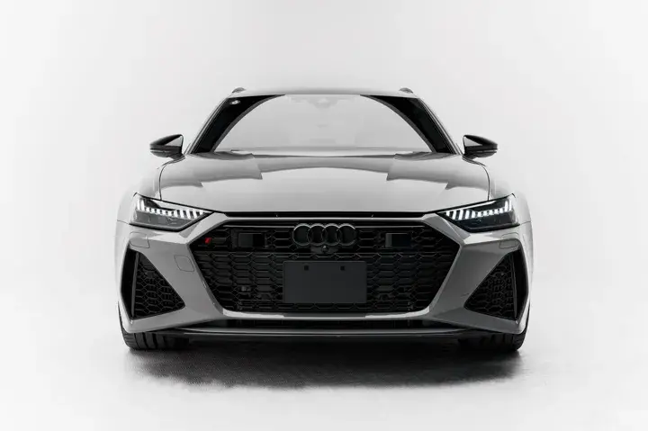 https://driveme-uae-kings.s3.me-central-1.amazonaws.com/media/images/vehicles/kings-uae-vehicle-76e6c189-5b76-46c9-a68e-d5c11ca1d974_preview.webp