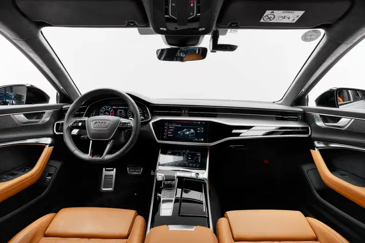 https://driveme-uae-kings.s3.me-central-1.amazonaws.com/media/images/vehicles/kings-uae-vehicle-877e2ec6-0f51-4157-94a5-d3cc37531f4d_preview.webp