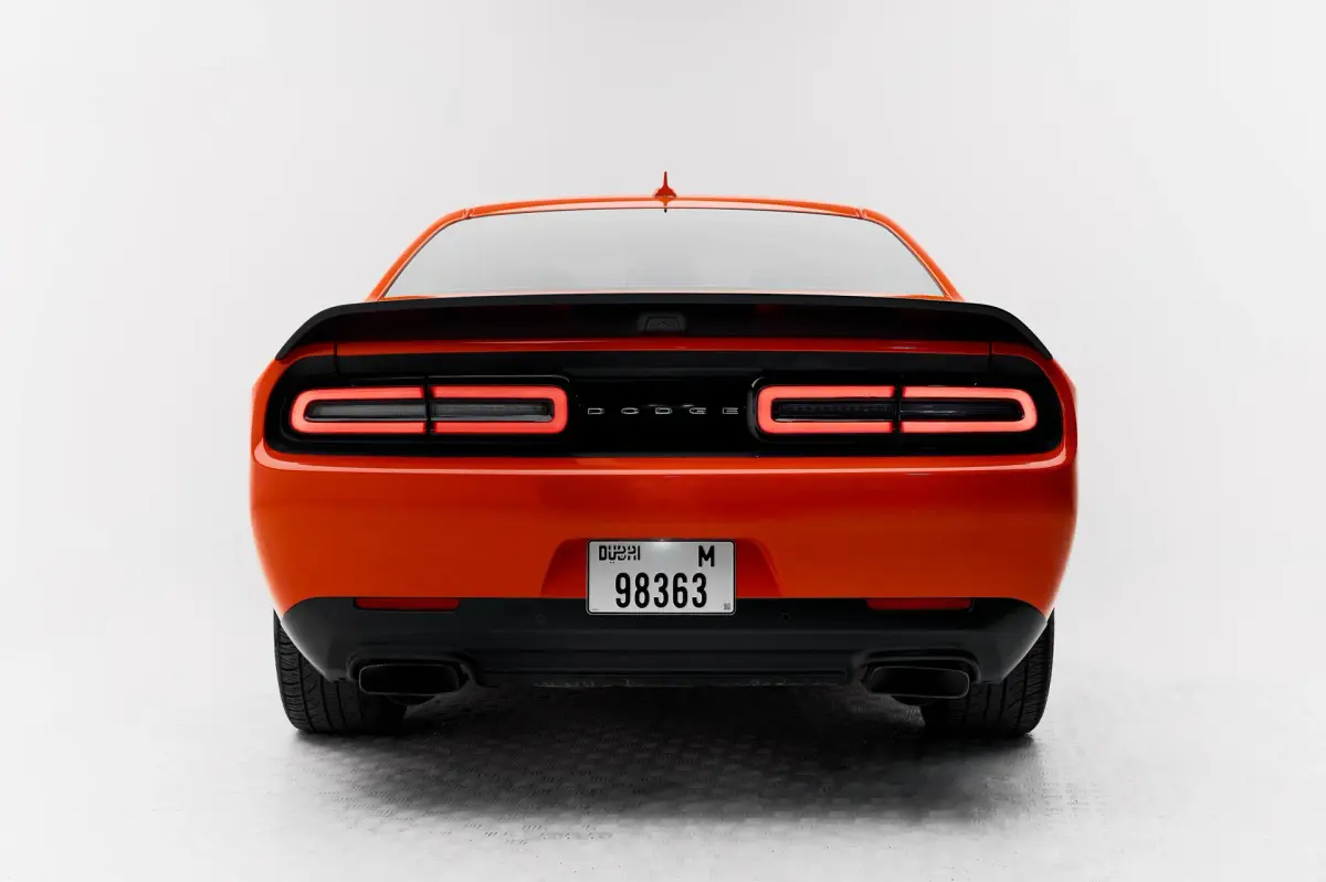 https://driveme-uae-kings.s3.me-central-1.amazonaws.com/media/images/vehicles/kings-uae-vehicle-8963ebc9-2e0a-4087-b3df-0c0f72d2d026.webp
