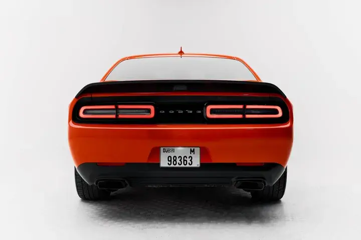 https://driveme-uae-kings.s3.me-central-1.amazonaws.com/media/images/vehicles/kings-uae-vehicle-8963ebc9-2e0a-4087-b3df-0c0f72d2d026_preview.webp