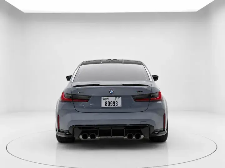 https://driveme-uae-kings.s3.me-central-1.amazonaws.com/media/images/vehicles/kings-uae-vehicle-8a918bf3-cd04-41ab-8c77-610b47284a79_preview.webp