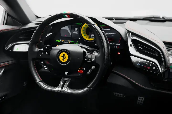 https://driveme-uae-kings.s3.me-central-1.amazonaws.com/media/images/vehicles/kings-uae-vehicle-8d6a26f9-c8bc-4844-b5f3-f4519ed5306f_preview.webp