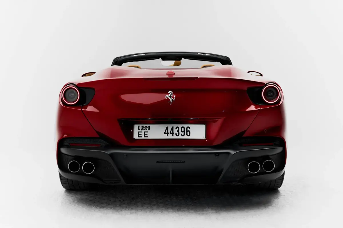 https://driveme-uae-kings.s3.me-central-1.amazonaws.com/media/images/vehicles/kings-uae-vehicle-a6823818-8a24-4b64-80a4-562b174d2b92.webp