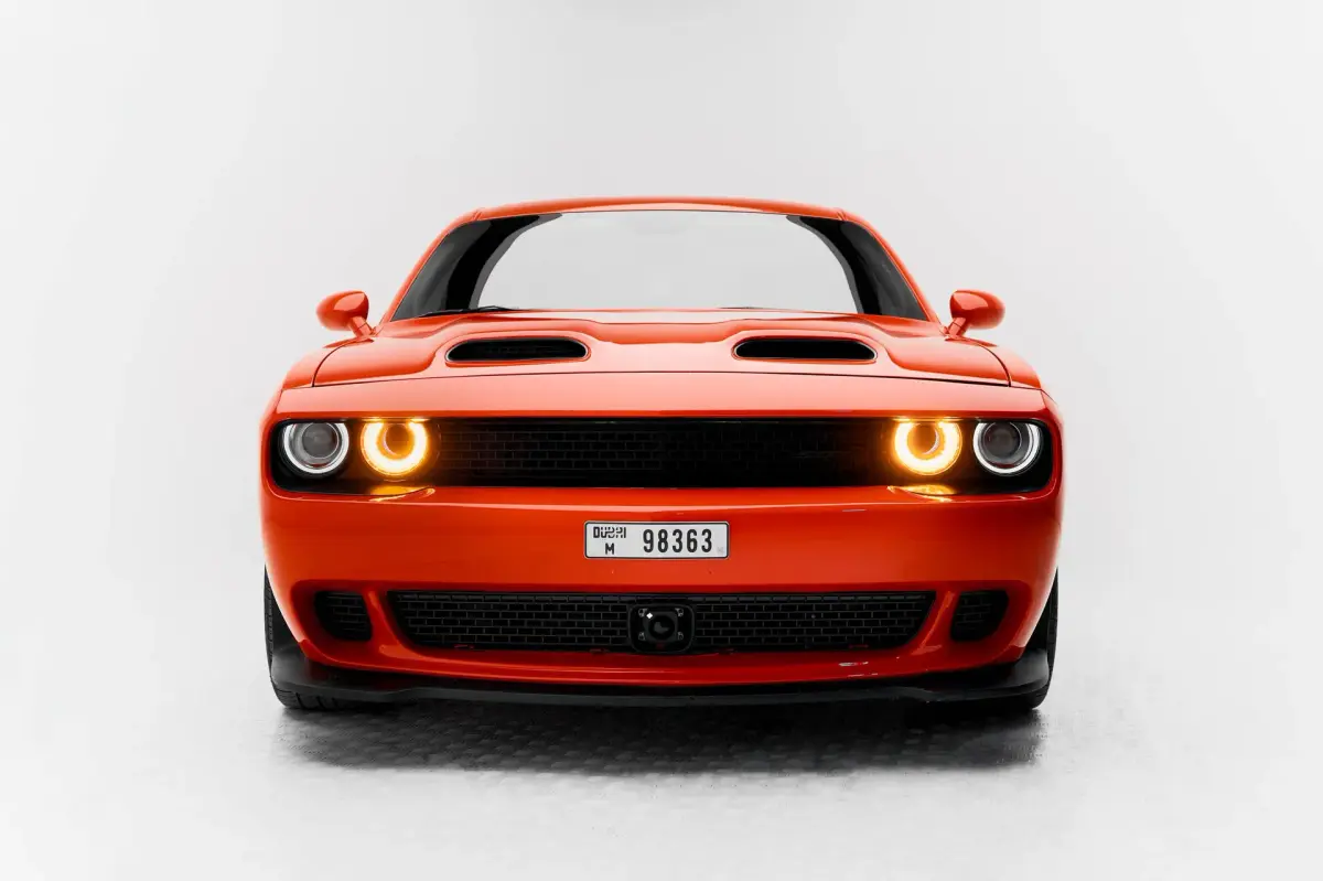 https://driveme-uae-kings.s3.me-central-1.amazonaws.com/media/images/vehicles/kings-uae-vehicle-b09866e0-9cd1-4be6-8f3d-614efe10f74a.webp