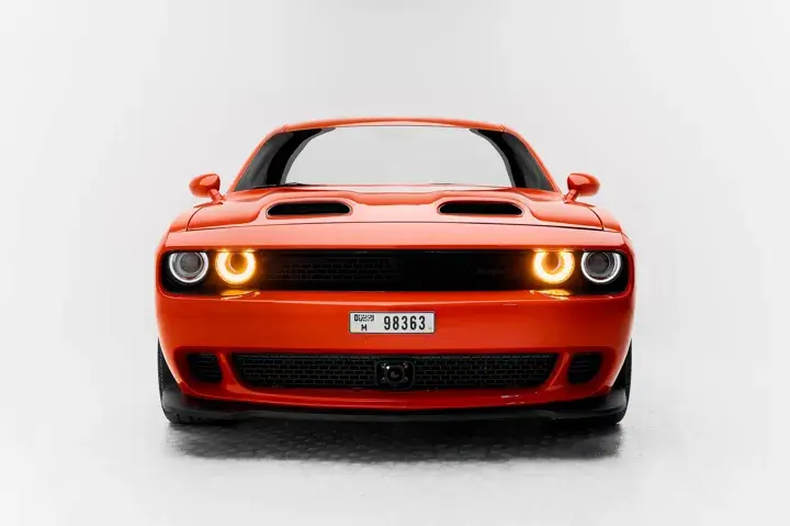 https://driveme-uae-kings.s3.me-central-1.amazonaws.com/media/images/vehicles/kings-uae-vehicle-b09866e0-9cd1-4be6-8f3d-614efe10f74a_preview.webp