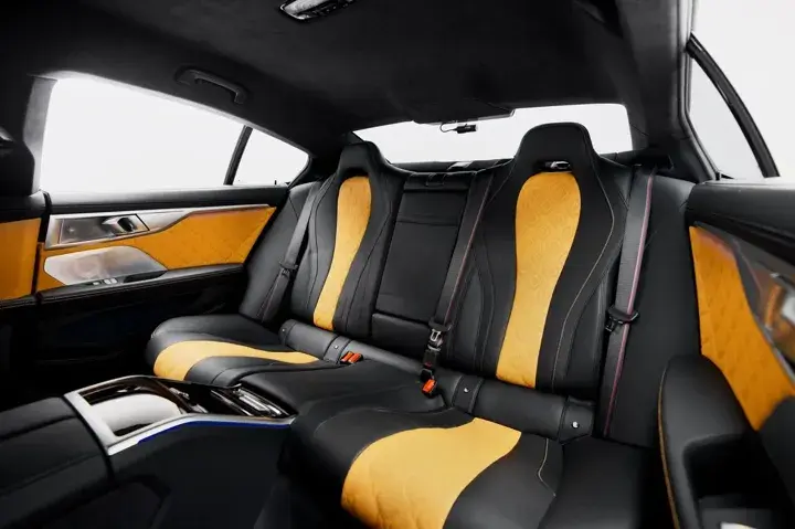 https://driveme-uae-kings.s3.me-central-1.amazonaws.com/media/images/vehicles/kings-uae-vehicle-c7bac9a3-faae-4b74-acd2-f2e01584845f_preview.webp