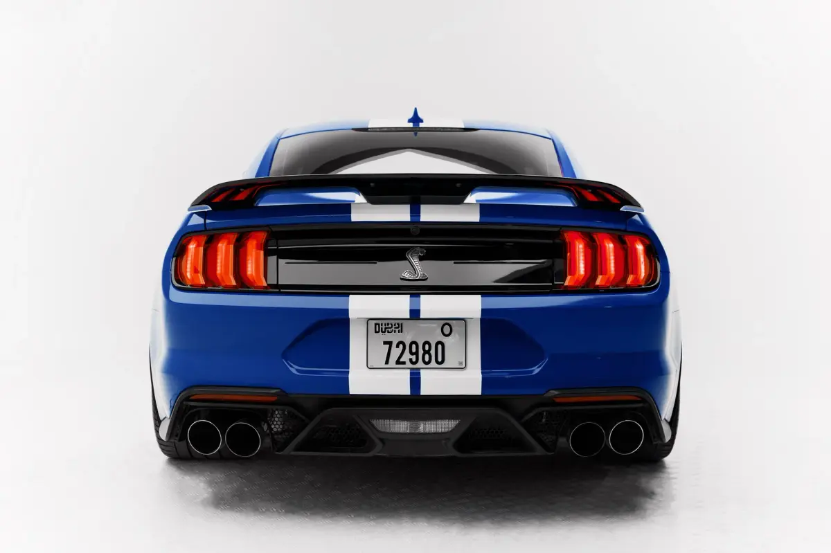 https://driveme-uae-kings.s3.me-central-1.amazonaws.com/media/images/vehicles/kings-uae-vehicle-cafe56f4-adb6-4762-b5c5-406e5086afa6.webp