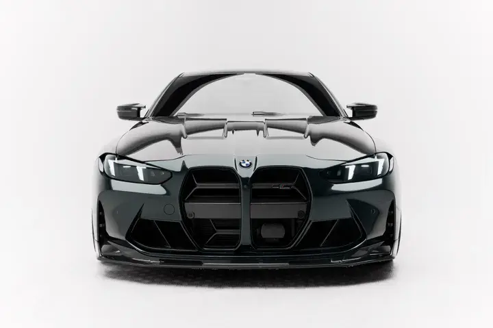 https://driveme-uae-kings.s3.me-central-1.amazonaws.com/media/images/vehicles/kings-uae-vehicle-d42ca4db-ebd5-4170-a003-851f8eb9c1df_preview.webp