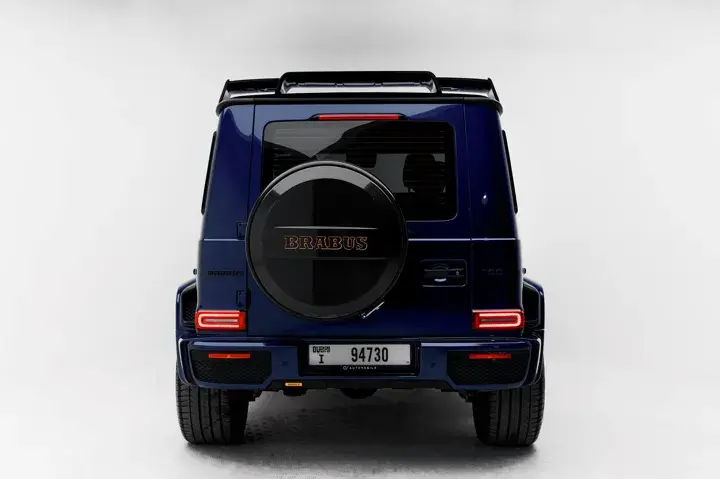 https://driveme-uae-kings.s3.me-central-1.amazonaws.com/media/images/vehicles/kings-uae-vehicle-d52e4c70-a031-4b10-8098-b9a67b57fff0_preview.webp