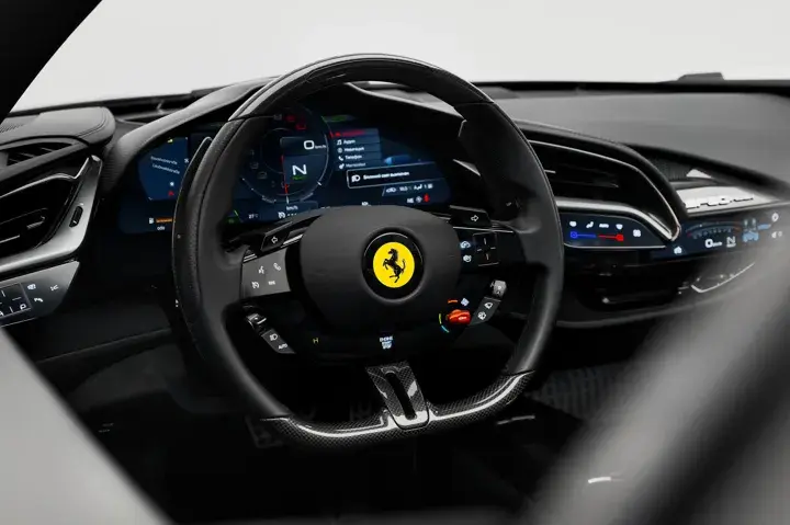 https://driveme-uae-kings.s3.me-central-1.amazonaws.com/media/images/vehicles/kings-uae-vehicle-d70999f8-ec0b-4c26-b6cc-e83682c649fd_preview.webp