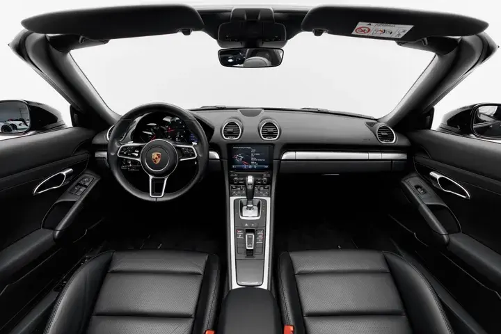 https://driveme-uae-kings.s3.me-central-1.amazonaws.com/media/images/vehicles/kings-uae-vehicle-e7639d3d-12a6-4d95-8724-a8453c8a38d4_preview.webp