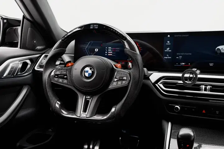 https://driveme-uae-kings.s3.me-central-1.amazonaws.com/media/images/vehicles/kings-uae-vehicle-e82b5968-516e-4dd9-bd42-3b57e5bd7959_preview.webp
