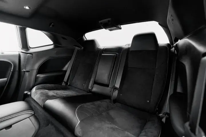 https://driveme-uae-kings.s3.me-central-1.amazonaws.com/media/images/vehicles/kings-uae-vehicle-f9277e5b-9970-4add-88b6-2bcf897a09e0_preview.webp