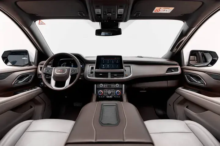 https://driveme-uae-kings.s3.me-central-1.amazonaws.com/media/images/vehicles/kings-uae-vehicle-fe20a8f5-77b4-4739-8595-481f0c4a7bfb_preview.webp